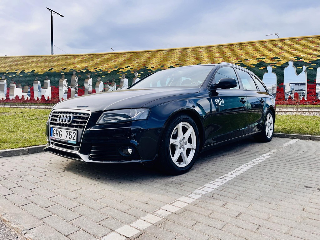 Audi A4 automobilio nuoma