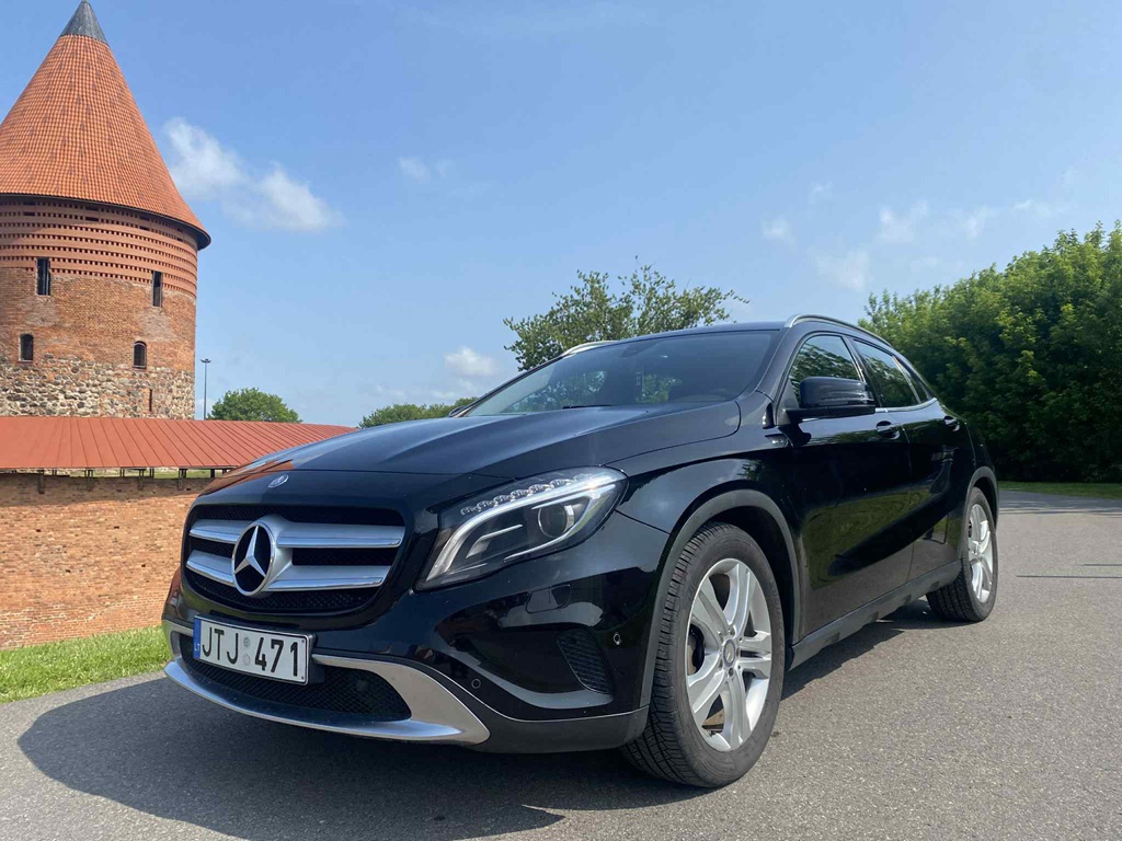 MB GLA 220d automobilio nuoma