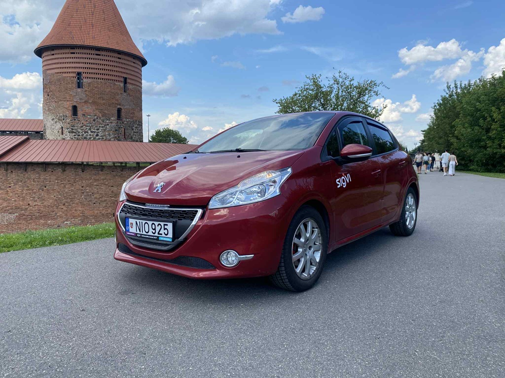 Peugeot 208 car rental