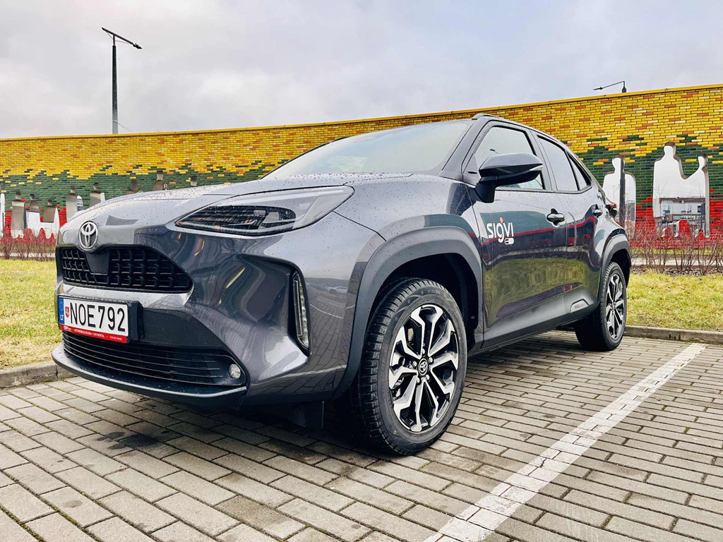 Toyota Yaris Cross automobilio nuoma