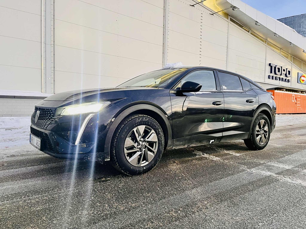 Peugeot 408 аренда автомобиля