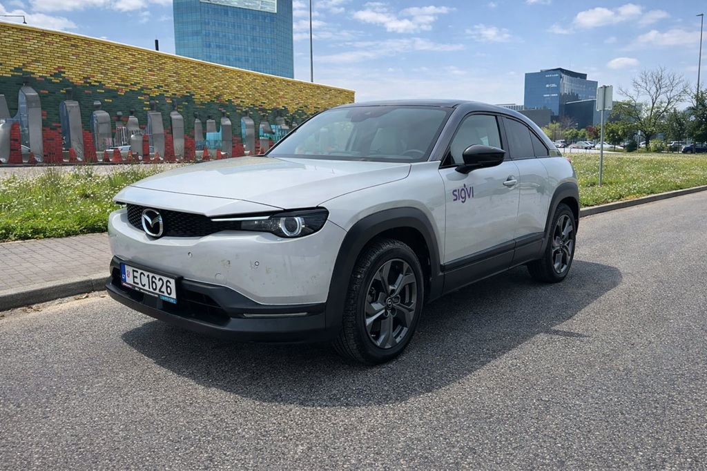 Mazda MX-30 automobilio nuoma