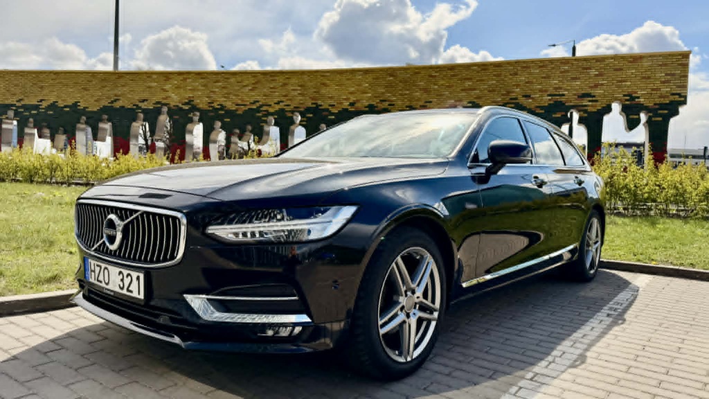 Volvo V90 automobilio nuoma