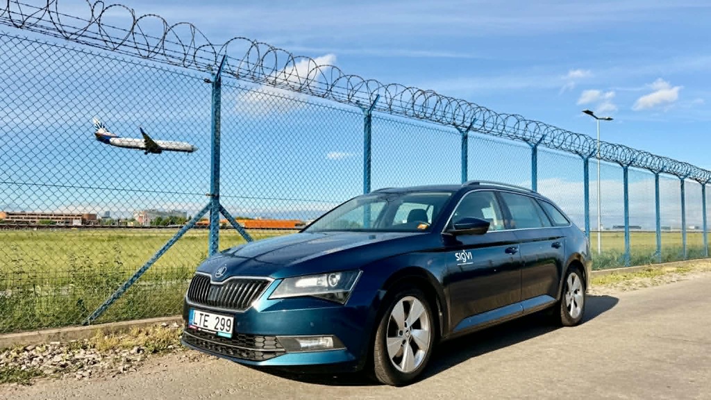 Škoda Superb automobilio nuoma