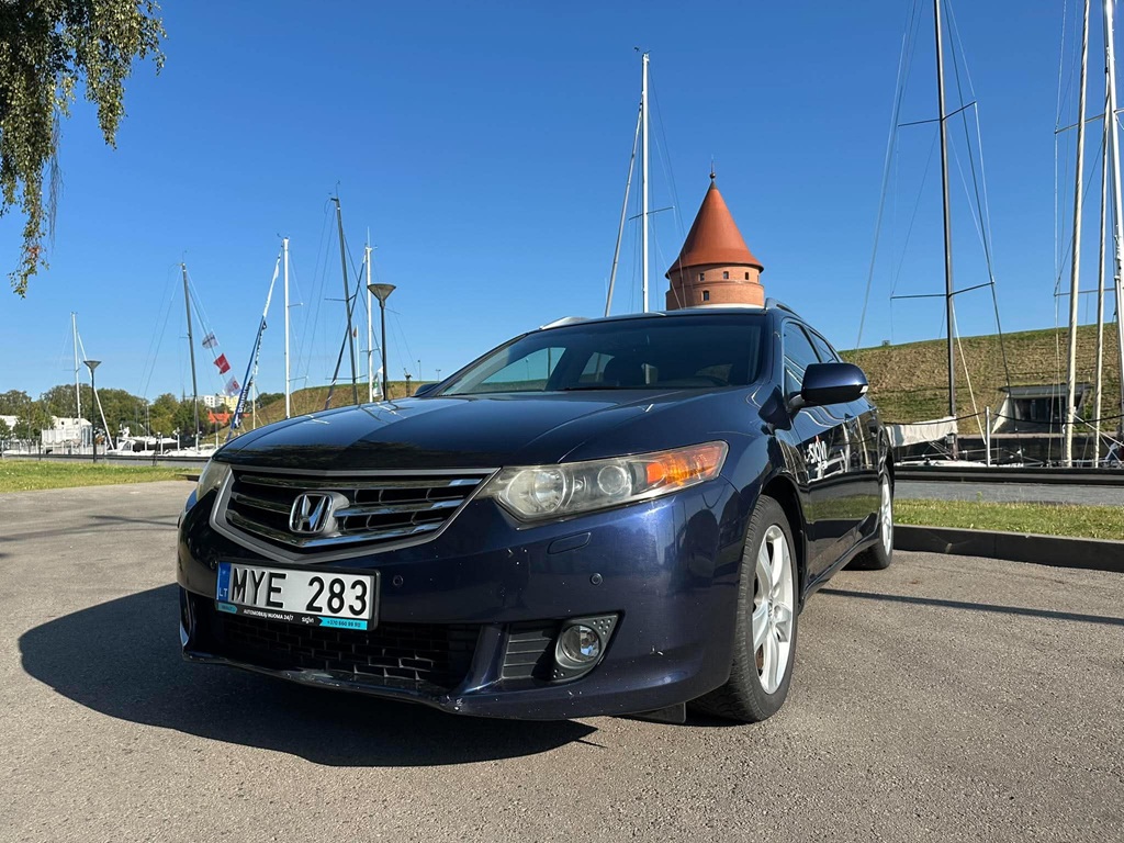 Honda Accord automobilio nuoma